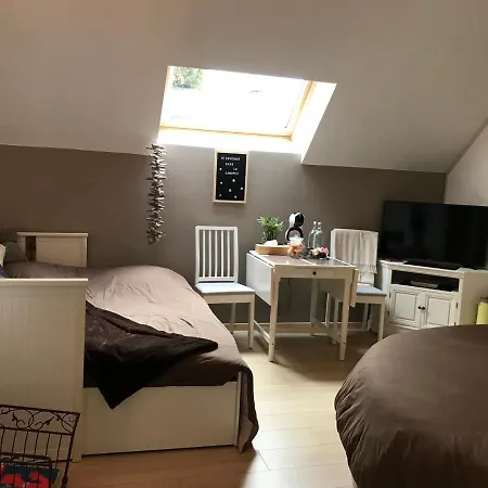 Privees Chez Le Particulier Aeroport Lille Guest house